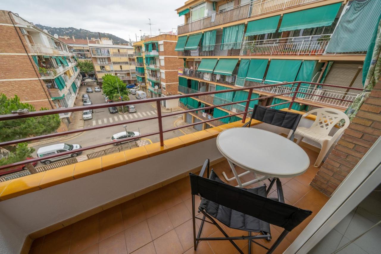 Homeholidaysrentals Margot - Costa Barcelona Pineda de Mar Exterior foto