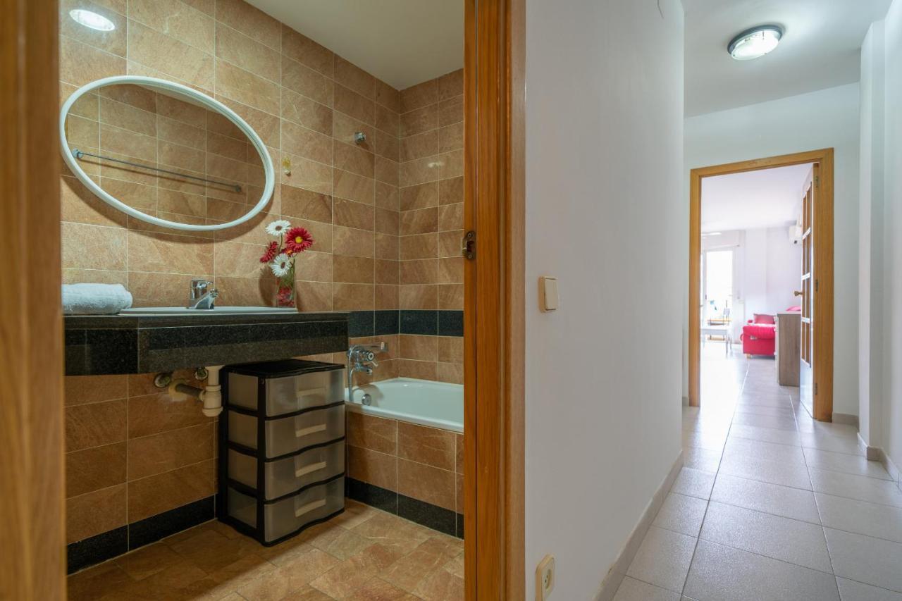 Homeholidaysrentals Margot - Costa Barcelona Pineda de Mar Exterior foto