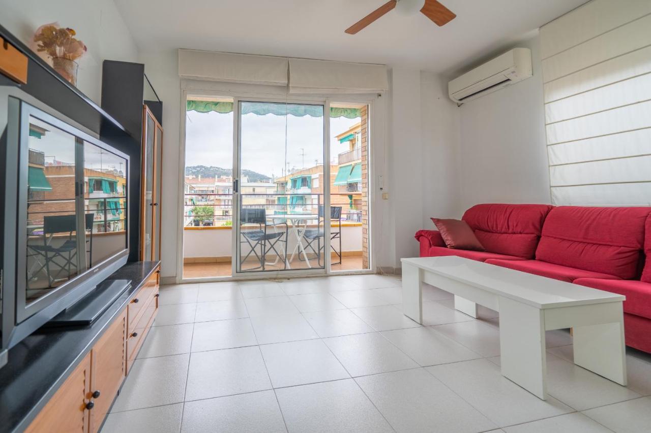 Homeholidaysrentals Margot - Costa Barcelona Pineda de Mar Exterior foto